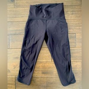 Lululemon Base Pace High-Rise Crop 17”